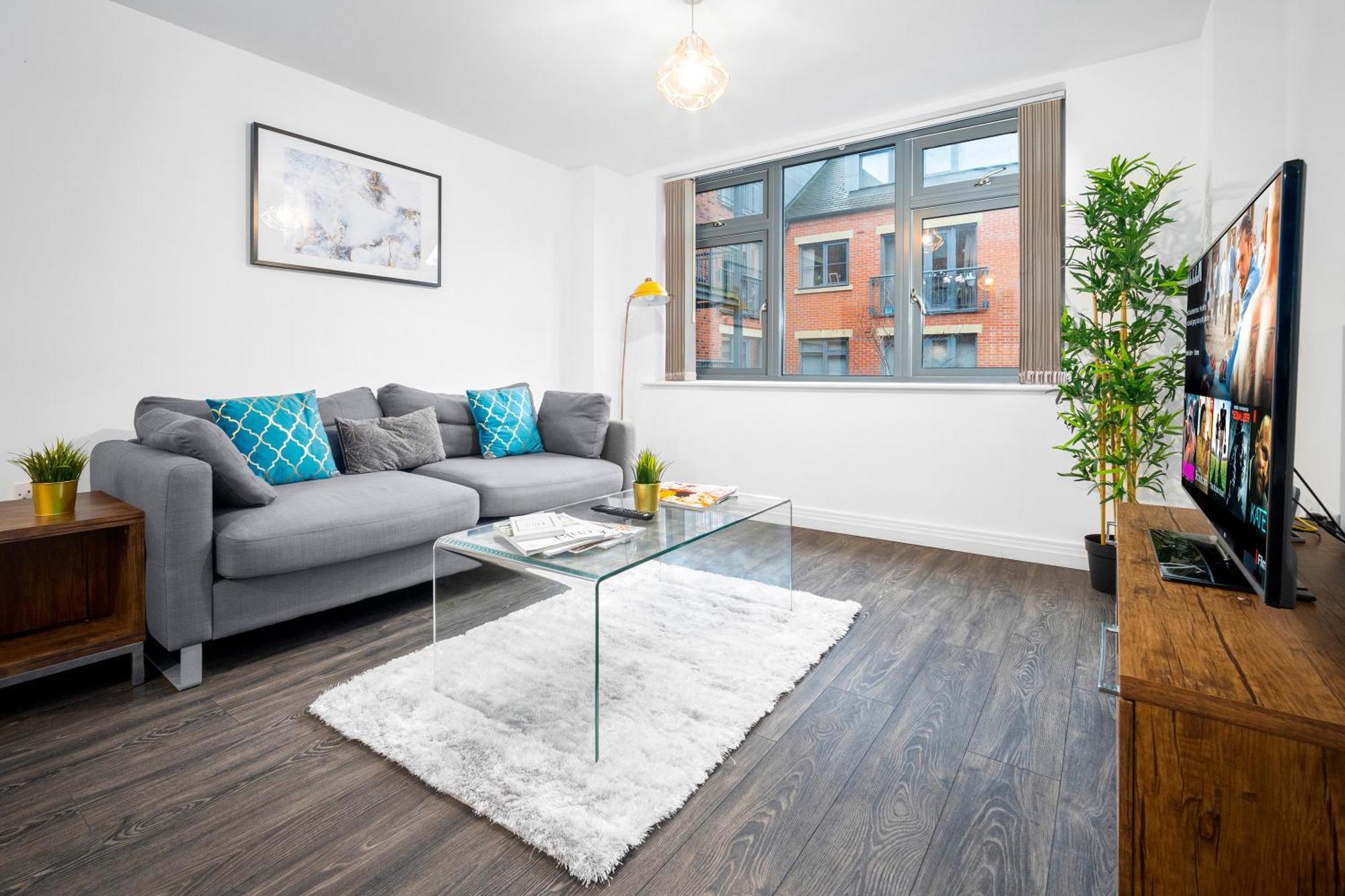 New Luxe Apartment - Secure Parking - Birmingham City Centre - Netflix - Wifi - Top Rated - 54M Exterior photo